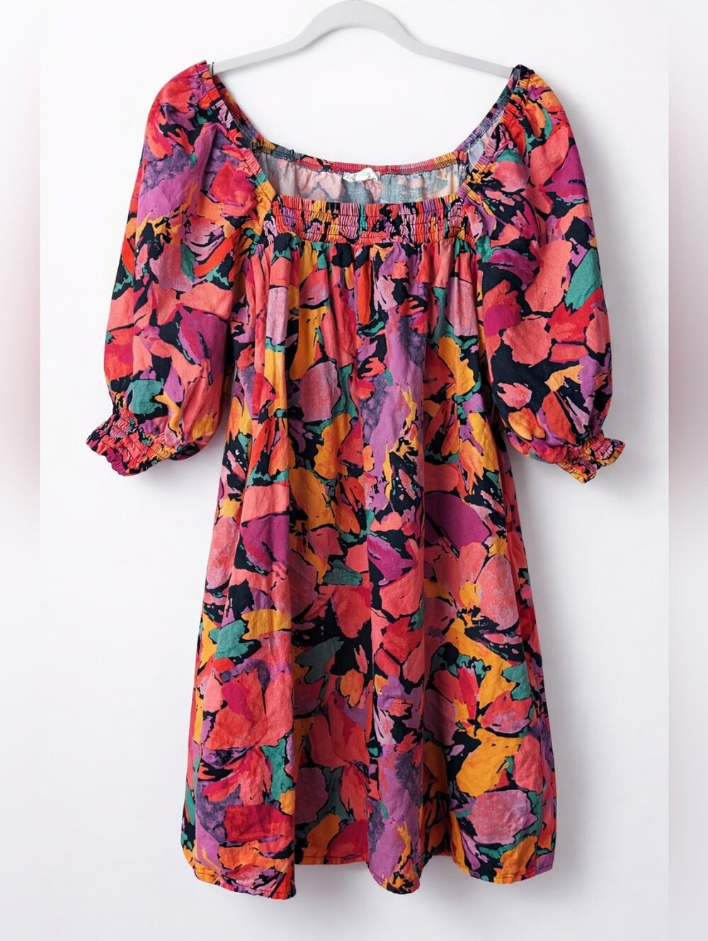 Socialite smocked puff-sleeve mini dress With Floral Detail Size M